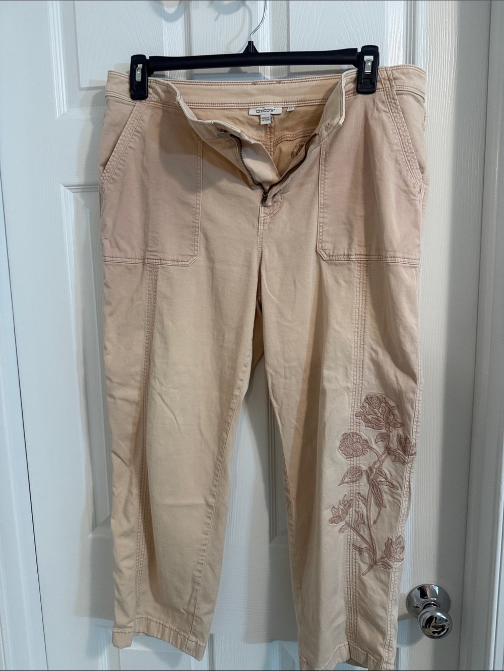 Chico's Light Beige Embroidered Crop Chinos